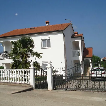 Apartmani I Soba Mia Porec Exterior photo
