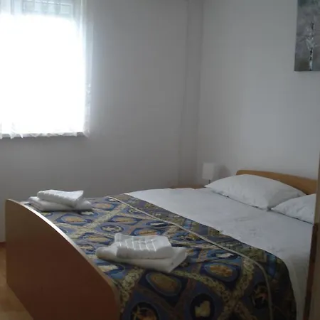 Apartmani I Soba Mia Porec Exterior photo
