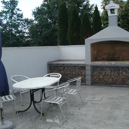 Apartmani I Soba Mia Porec Exterior photo